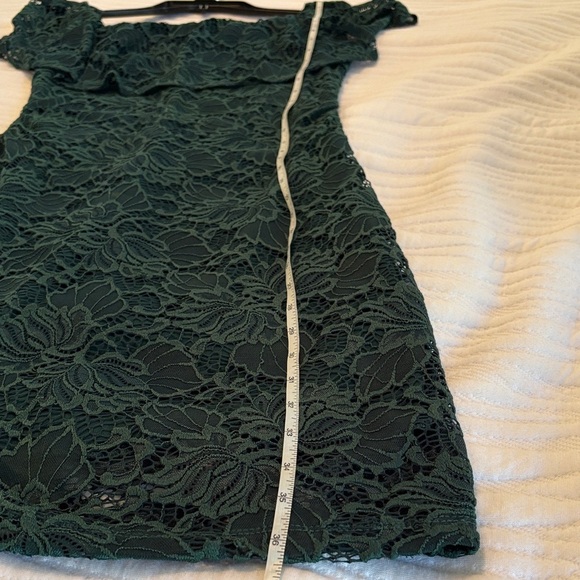 Emerald Sundae Dark Green Lace Mini Dress Size Medium - Picture 11 of 12